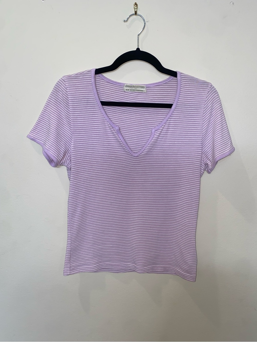 Urban Outfitters Lavender & White Striped V-Neck Short-Sleeve Tee Y2K